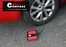 Kompresor AKU + JUMP STARTER s powerbankou 8.000mAh 500A