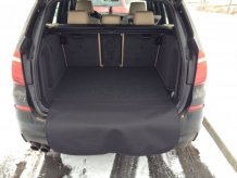 Textilné koberce do kufra auta s nášľapom Volvo XC90  5 míst 2014 - Perfectfit (5027-kufr)